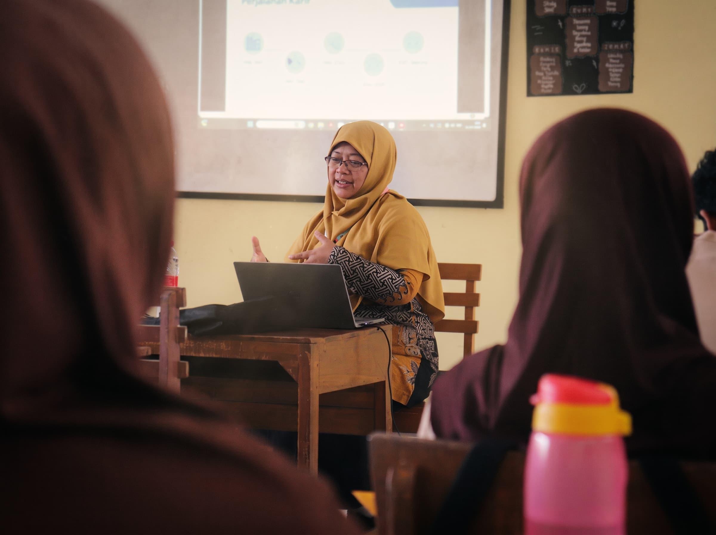 Berkali-kali Gagal Seleksi CPNS, Sri Hastuti Kini Jadi Kasubbag Tata Usaha Sekolah