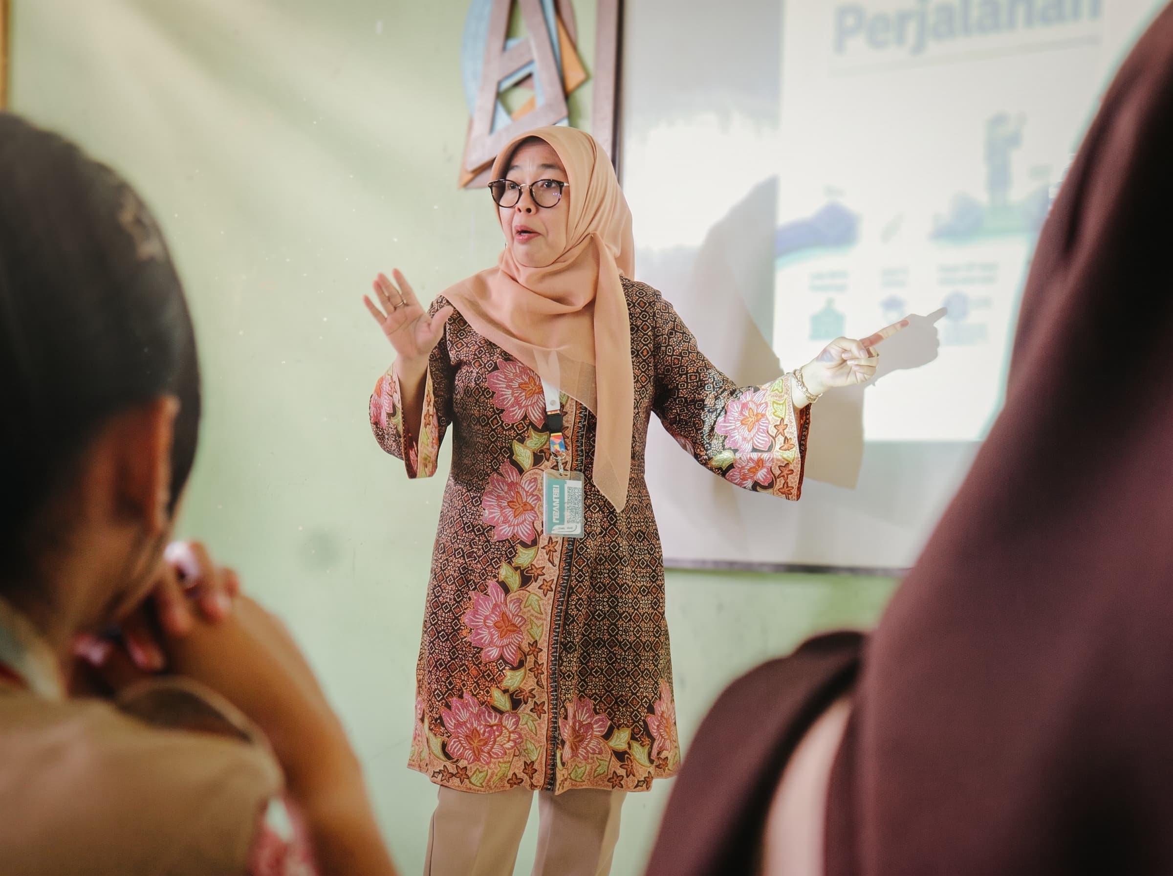 33 Tahun Mengabdi di BRIN, Nur Tri Aries S. Tekankan Pentingnya Etos Kerja dan Jejaring