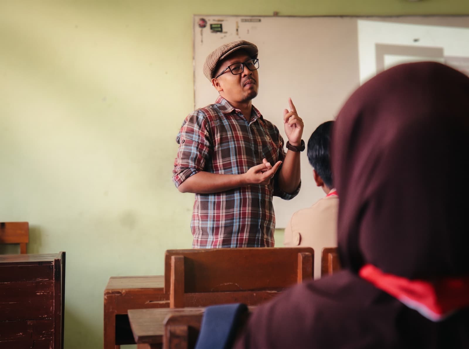 Menata Ekonomi, Menata Negeri: Gunanto Eko Saputro, S.Hut., M.Si.,